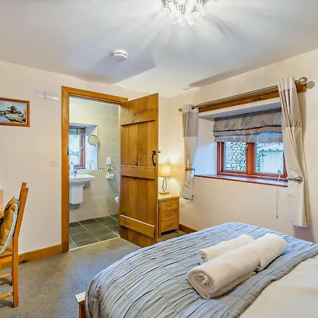 2 Bed In Kirkby Stephen 65635 Holiday home *